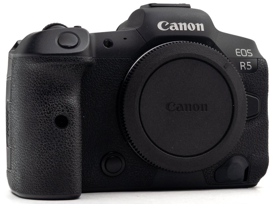 K&auml;ytetty Canon EOS R5 - Runko-1