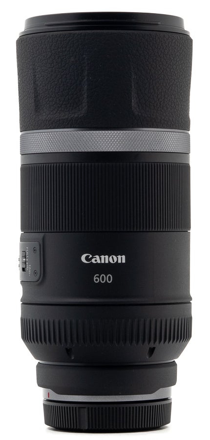 K&auml;ytetty Canon RF 600mm f/11 IS STM-1